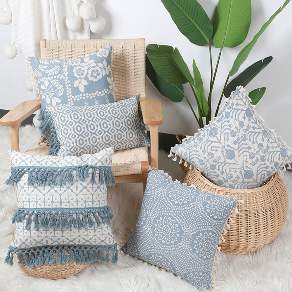 Printed cushion deco pillow with tassle