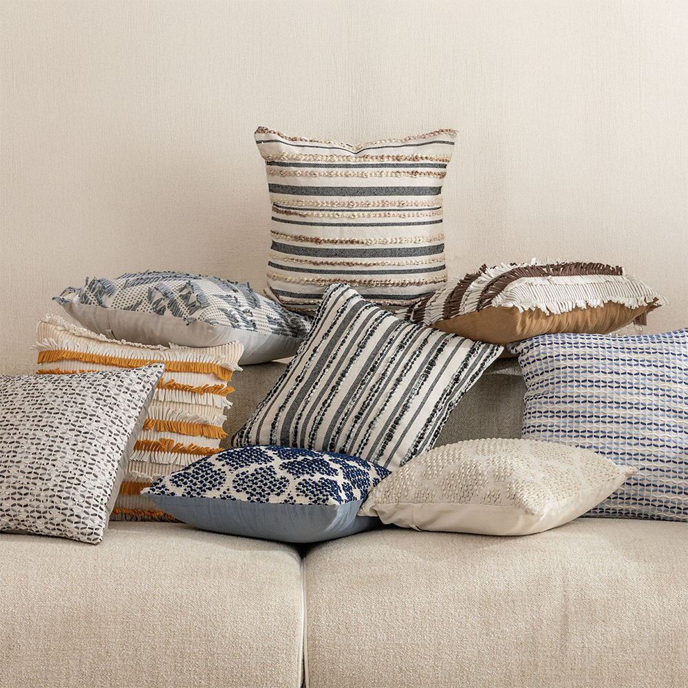 Textured rope embellishment cushion deco pillow