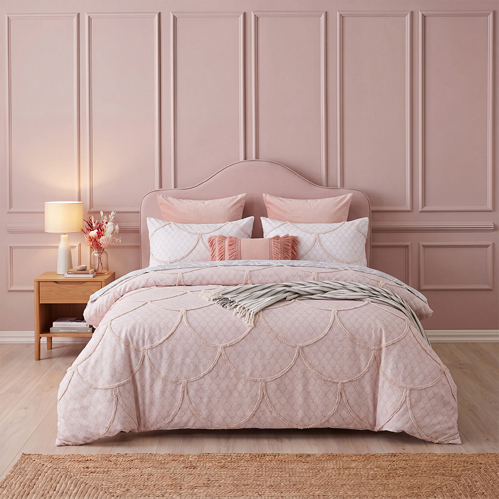 Dusty Pink Scallop Tufted Comforter Set